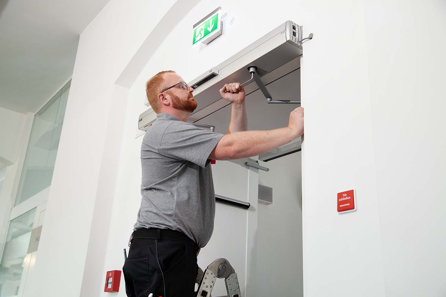 Drehtürantrieb-CWS Fire Safety