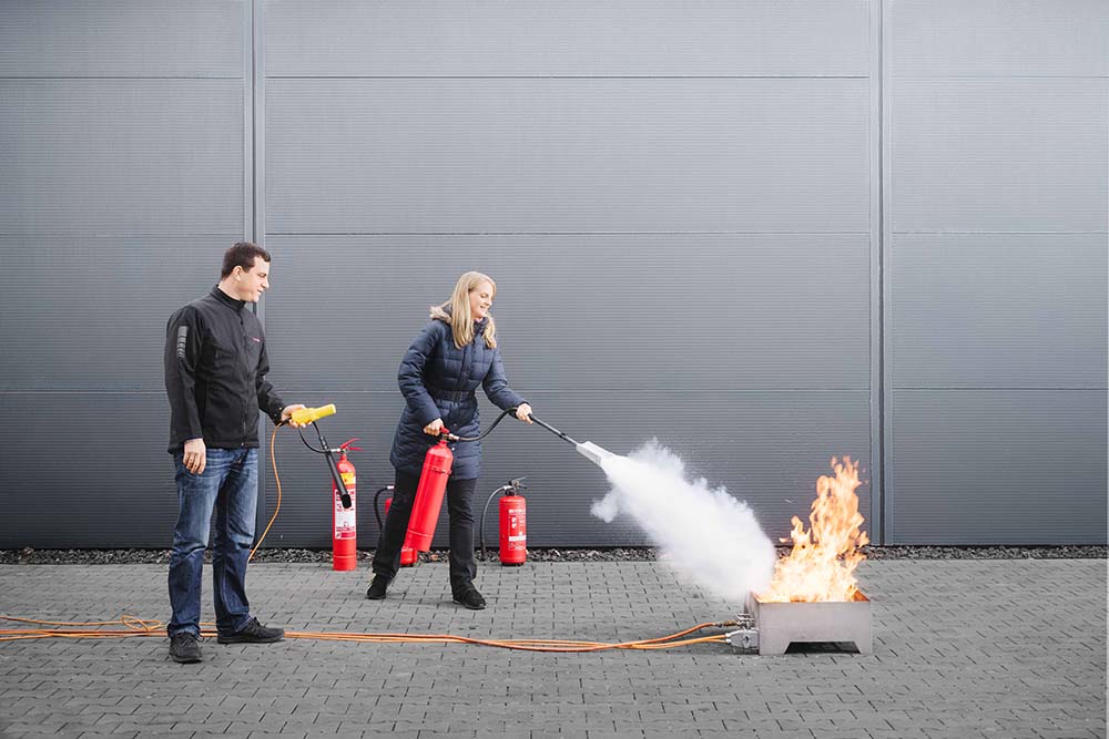 Feuerlöscher richtig einsetzen-CWS Fire Safety