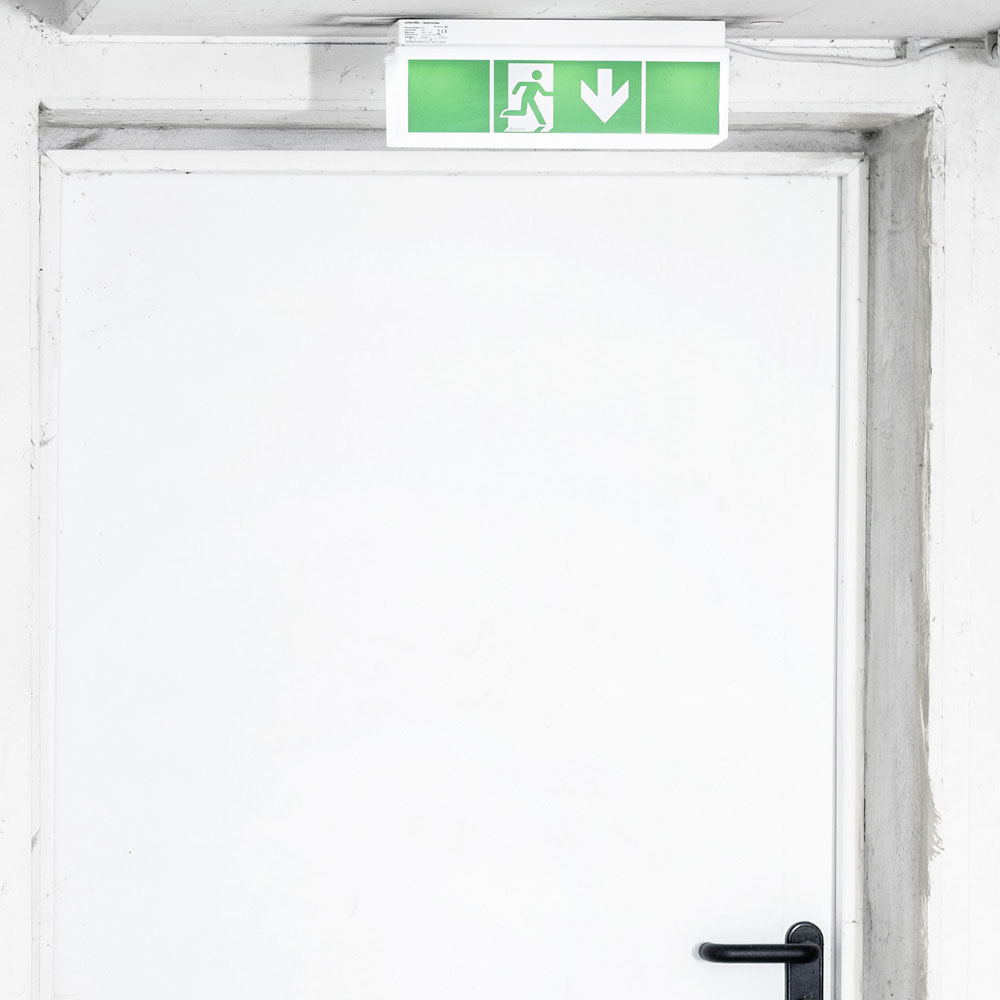 Fluchtwegbeleuchtung in der Praxis-CWS Fire Safety